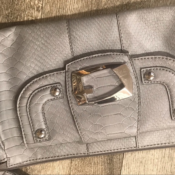 GUESS Handbag Purse - Picture 3 of 5